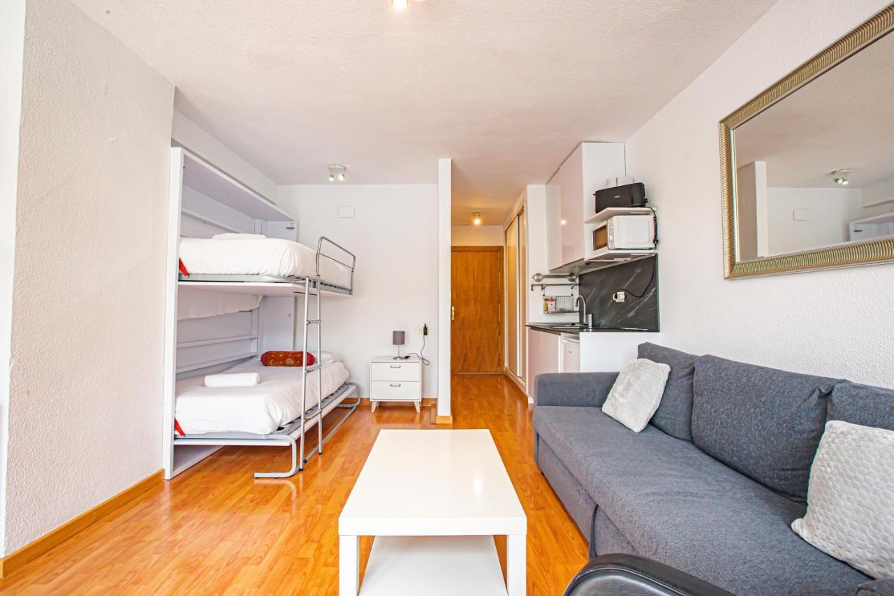 Holidays, Mont Blanc Estudio En Pradollano & Parking *