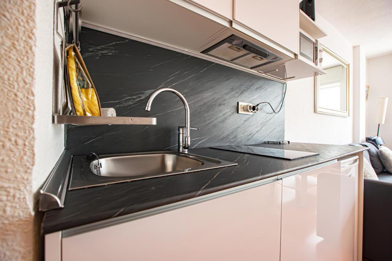Holidays, Mont Blanc Estudio En Pradollano & Parking Apartamento *
