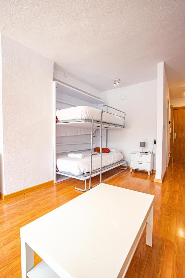 Holidays, Mont Blanc Estudio En Pradollano & Parking Appartement *